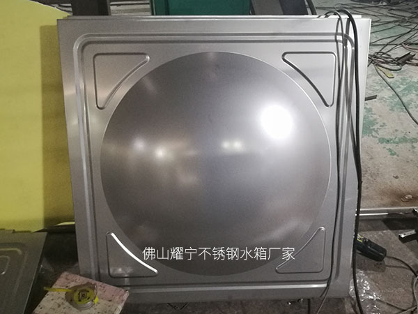 不锈钢冲压水箱
