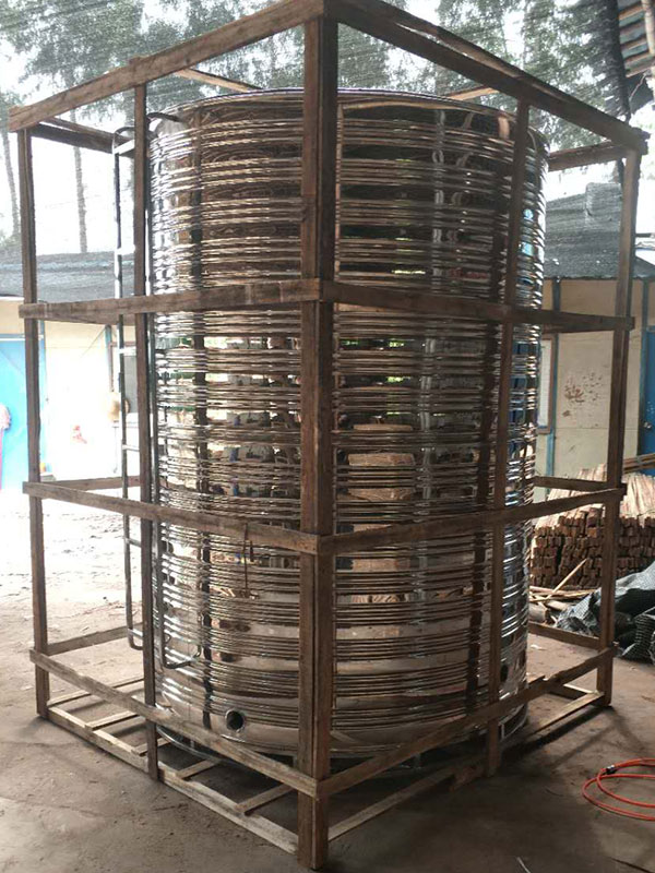 北京不锈钢水箱,锅炉补水箱,循环圆形水箱3个
