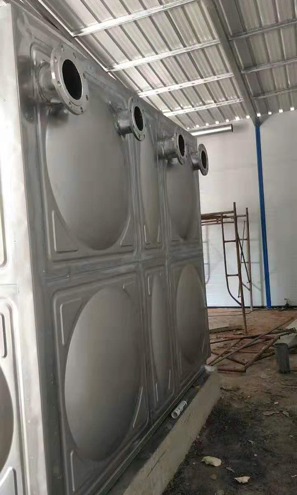 <b>惠州惠东区不锈钢水箱，12.5吨方形保温水箱</b>