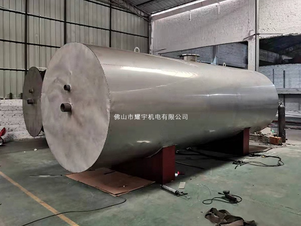 <b>福建福州10吨不锈钢承压水箱卧式保温水箱6公斤压力0.6Mpa</b>
