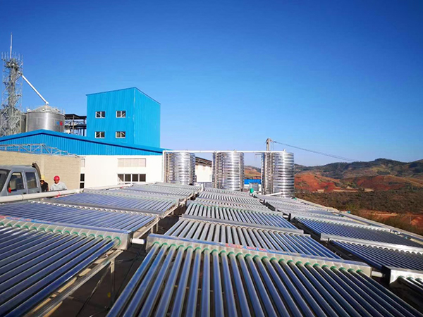 <b>肇庆太阳能保温水箱304不锈钢6吨,集热热水工程</b>